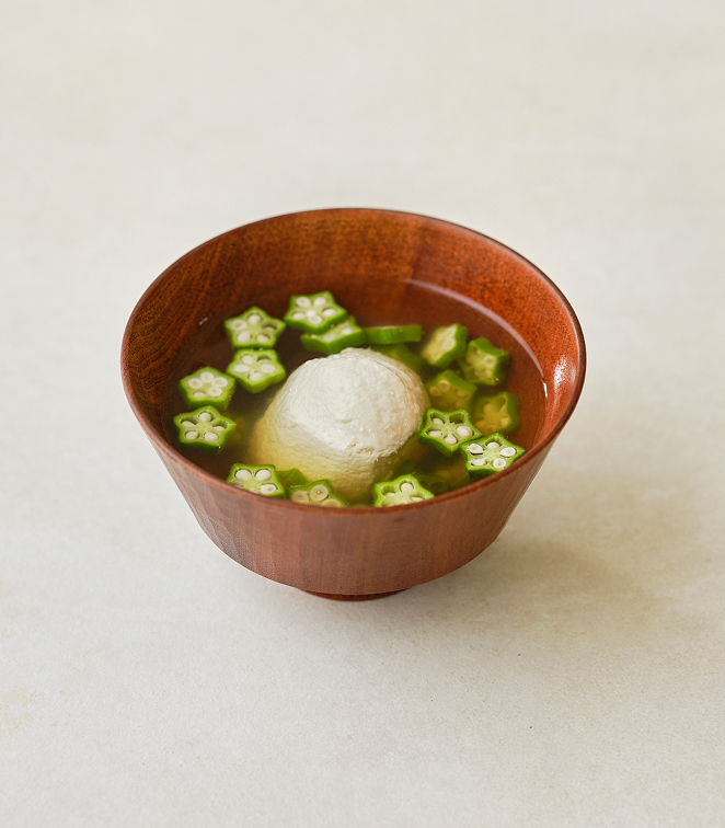 すくい豆腐とオクラのすまし汁